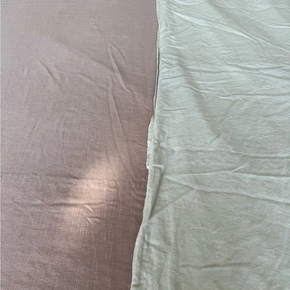West Elm King Velvet Duvet Cover Set - Reversible Mauve/Beige